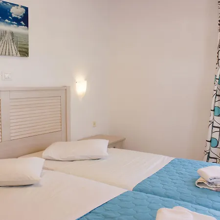 Cyclades Blue Apartmanhotel 4*