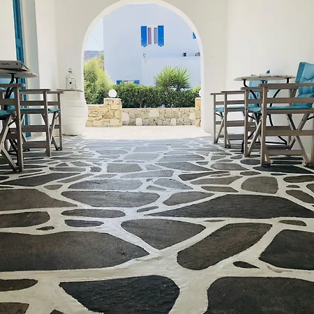 アパートホテル Cyclades Blue オルノス