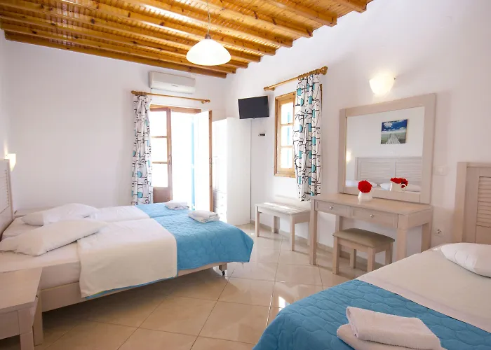 Cyclades Blue Apart-hotel 4*