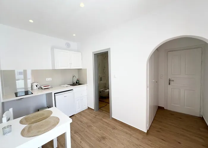 Cyclades Blue Ornos (Mykonos)